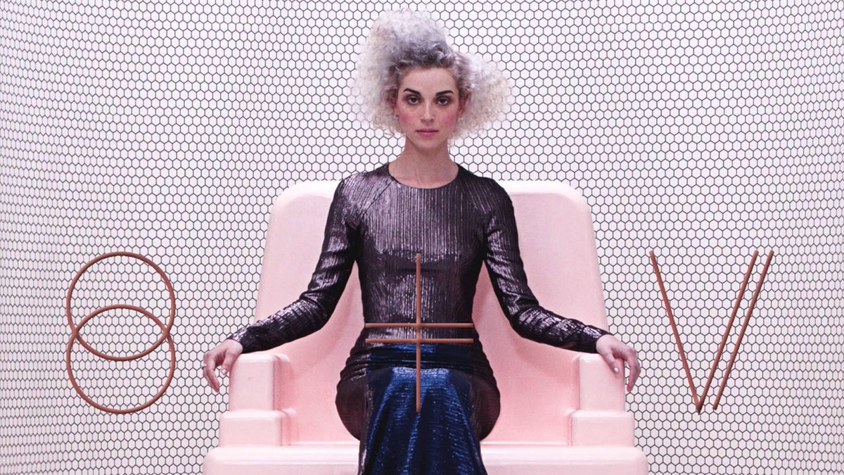 voguelatam's tweet photo. Nominada a un grammy, #VogueEscucha @st_vincent y su nuevo video #BirthInReverse. http://t.co/3lgJNyLlOm http://t.co/XODv756dRm