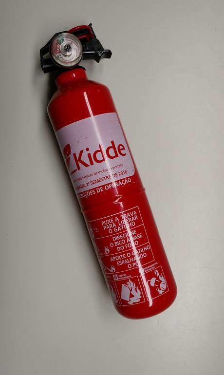 JornalOGlobo's tweet image. Não seja pego de surpresa: fique de olho nas novas regras para o extintor do carro. glo.bo/1wYrxVZ