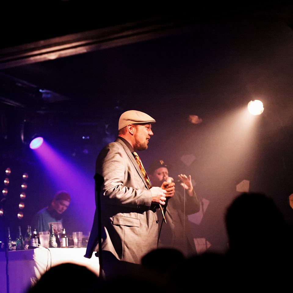 BarLoungeSfaar's tweet photo. Tapsan Tansseihin vielä ennakkolippuja jäljellä, hae pian omasi @cafebar21roi! #tapsantanssit @MCKosola @TomiJSolonen http://t.co/yiBSswNdxz