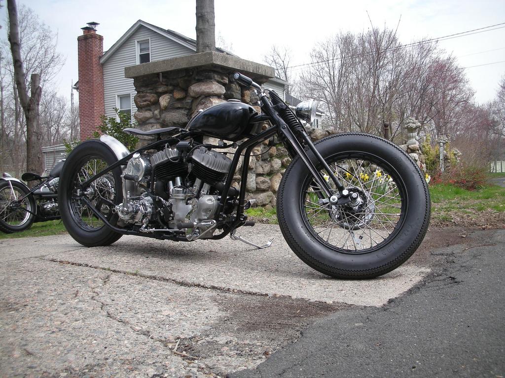 extrememoto's tweet photo. #HappyHumpday http://t.co/9J2CB6nQ0L