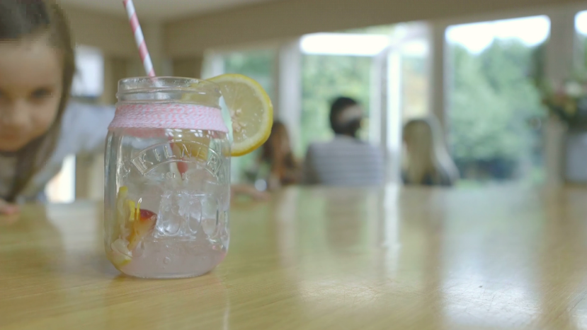 ProlificNorth's tweet photo. Sales rise as @blackandginger's ad works a treat for Kilner UK http://t.co/0YFl75x2ms http://t.co/RNh4igrcJb