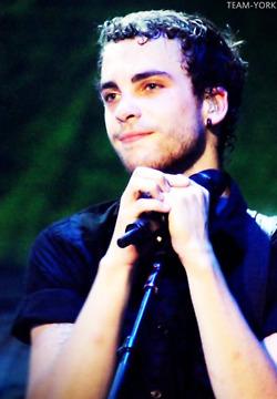Happy Birthday Taylor York Guitarrista de Paramore 