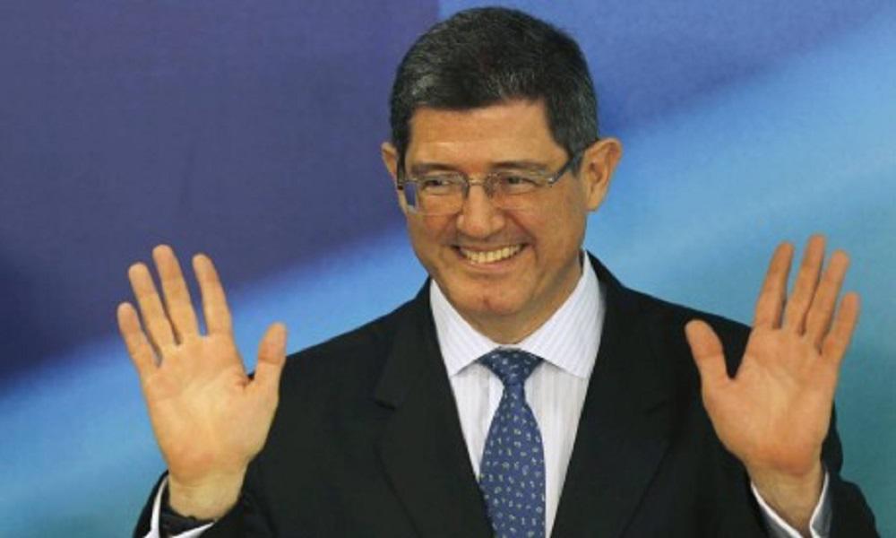 JornalOGlobo's tweet image. Para equilibrar as contas públicas, Joaquim Levy admite possibilidade da alta de impostos. glo.bo/1wgziEL