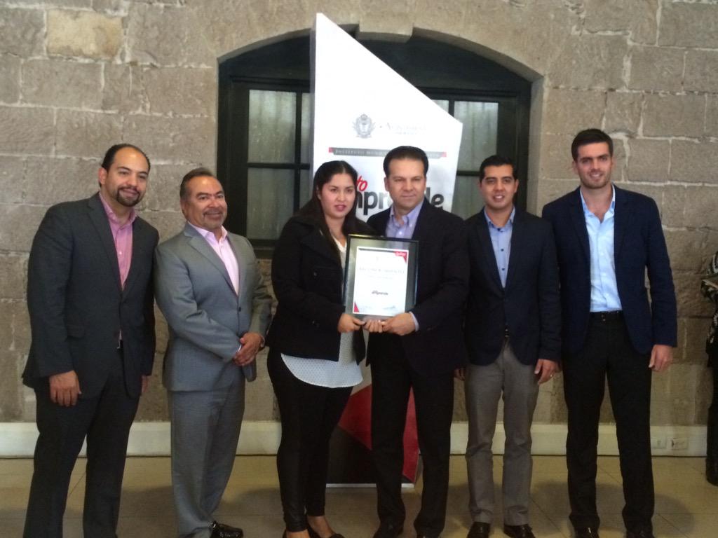 ArielMaaLopez's tweet photo. Agradezco mucho la disposición y apoyo de todos los organismos empresariales #RetoEmprende http://t.co/x7nDHePoGV