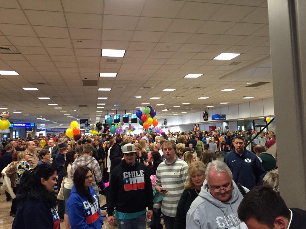 At the doc airport picking up our missionary daughter.  All so excited.   It's packed here today.