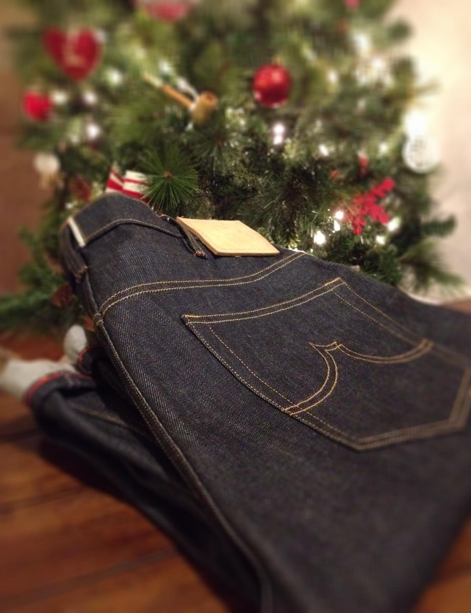 RaysRawDenim's tweet photo. Celebrate the new year in your new favorite selvedge jeans @RaysRawDenim #selvedgedenim http://t.co/pnoCPlYYOs