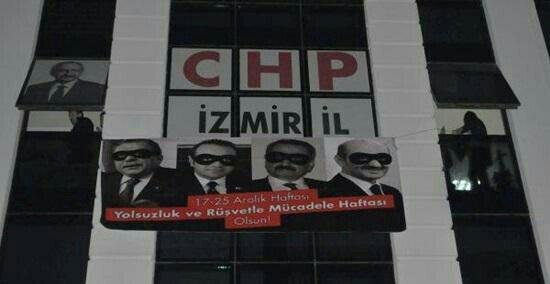 #AloBabacımPankartVar  İzmir gençliği olarak pankart nöbetindeyiz <a href="/DrSteveneu/">Dr.Steveneu</a>