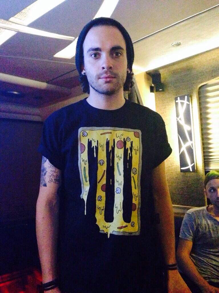 HAPPY BIRTHDAY TAYLOR YORK!!!      PARAMORE WOULDNT BE PARAMORE WITHOUT YOU 