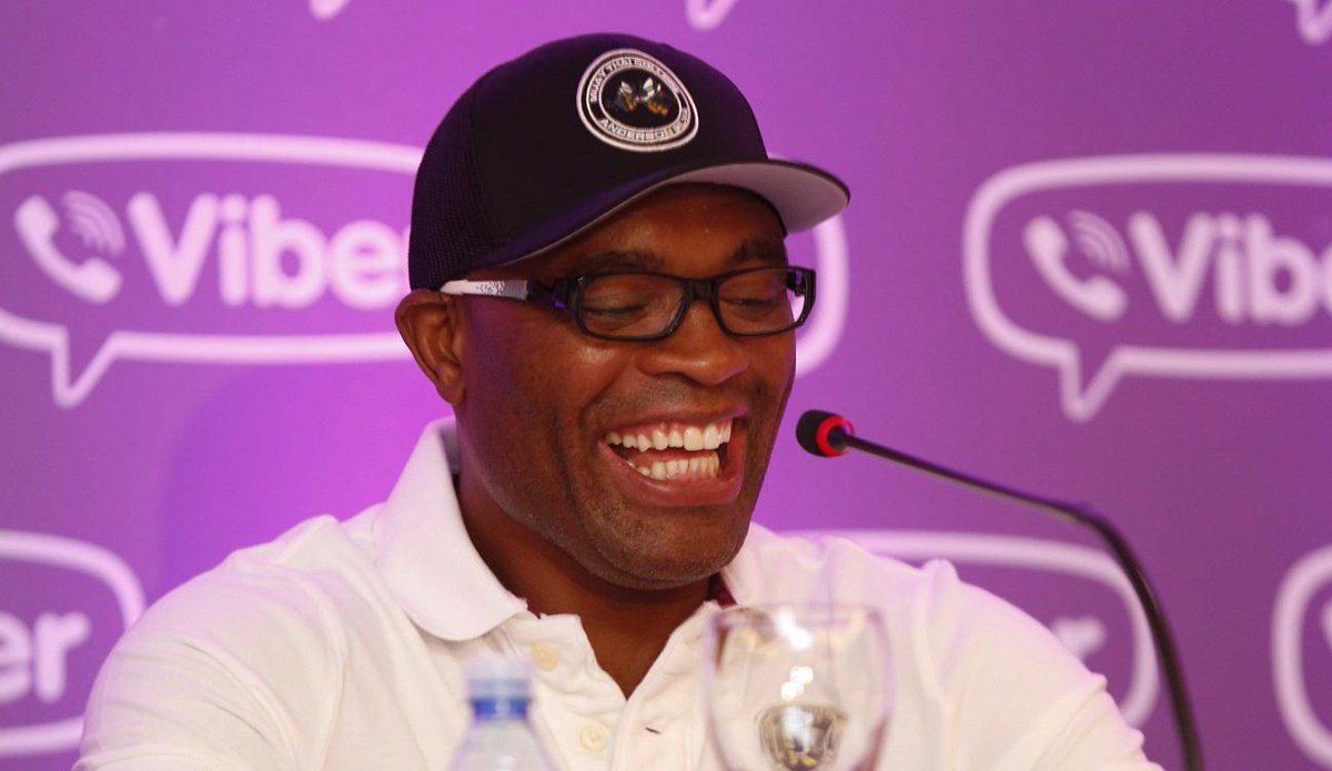 JornalOGlobo's tweet image. Anderson Silva: 'Na dúvida, vou chutar da cintura pra cima'. glo.bo/1ztRwn8