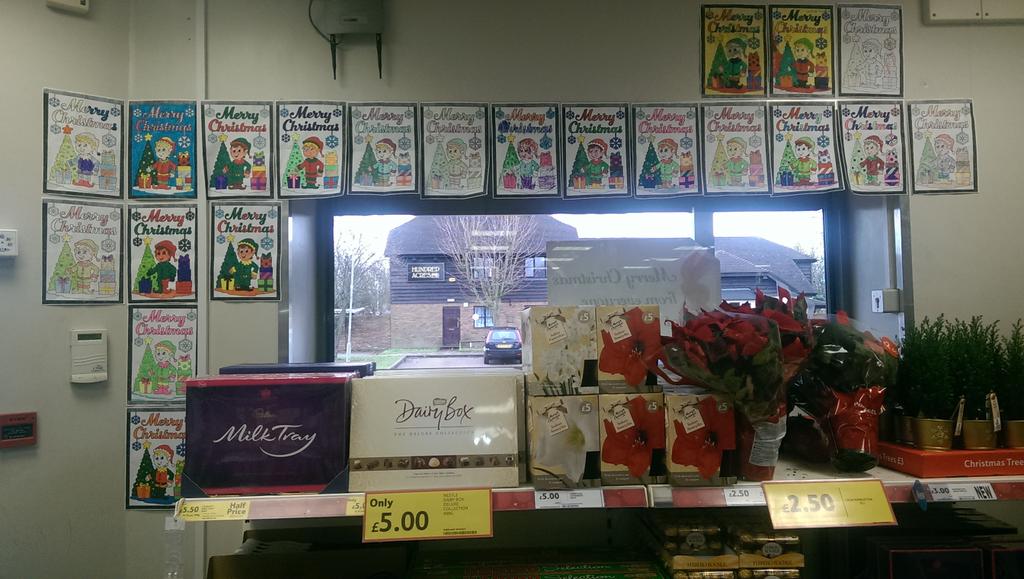 2657Exp's tweet photo. Some of the lovely pictures the children have done for our christmas competition http://t.co/bKlau6BDyT