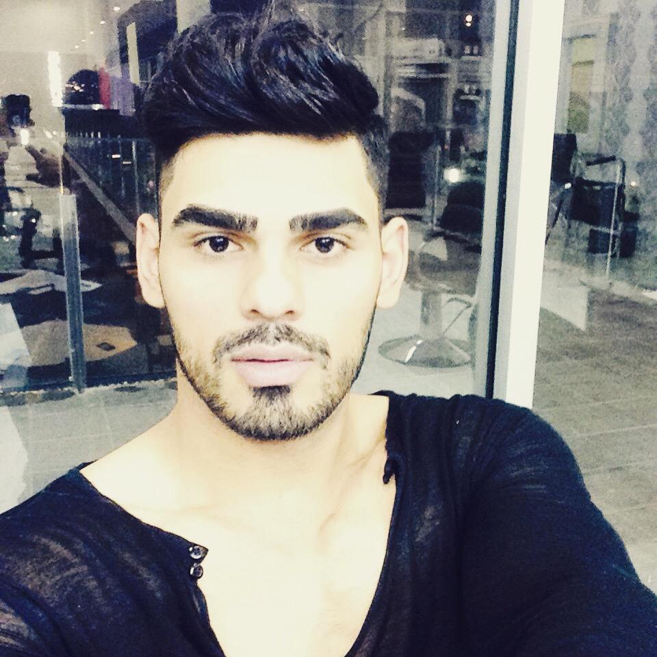 alexrodarte3's tweet image. Quede encantado con el servicio que te dan en @malaikah facebook.com/MalaikahSalon  #cortede #cabello #barba #cejas