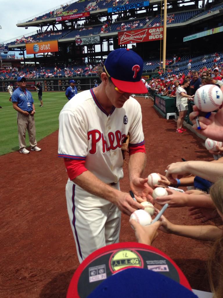 Happy birthday chase utley!     never leave the phillies 