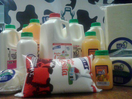 Leche_Reall's tweet photo. Días para estar en Familia.
#GranFamiliaReal
#LecheReal http://t.co/7OoN9cv9Ih