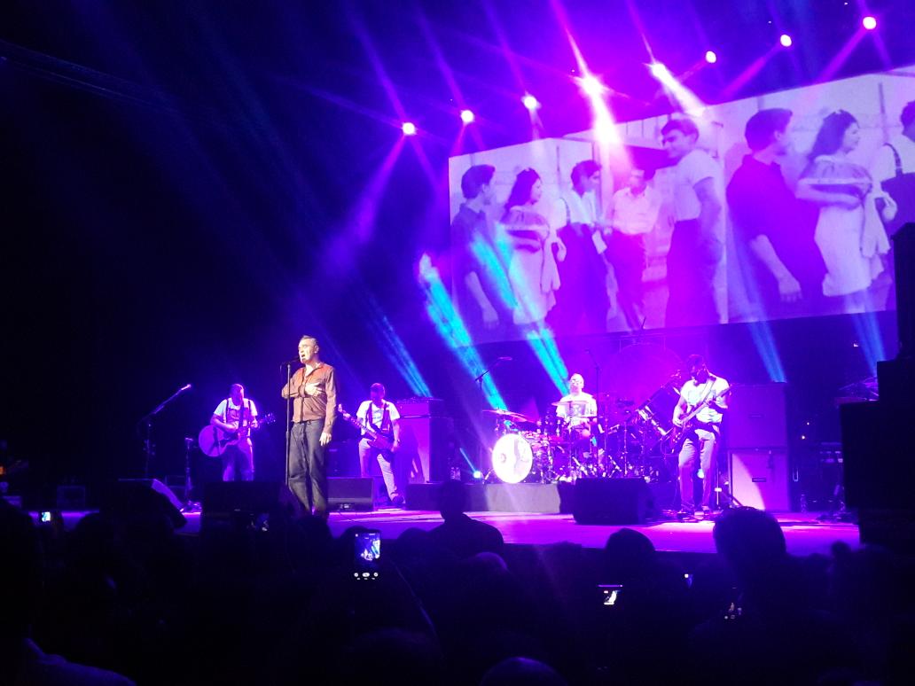 #morrissey rocks to #istanbul <a href="/MozzeriansATW/">We Are Mozzerians Ⓜ️</a> <a href="/Mozzer_bot/">Morrissey Robot</a> <a href="/IstBlackbox/">Walkswagen Arena</a> <a href="/radioeksen/">Radyo Eksen</a>