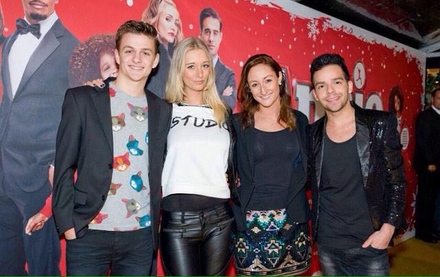 Jamyroofficial's tweet photo. Op de premiere van #AnnieFilm! Een onwijs toffe film en bedankt voor de leuke avond! Een aanrader!!!@Universal_NL http://t.co/n8bMpPTUiJ