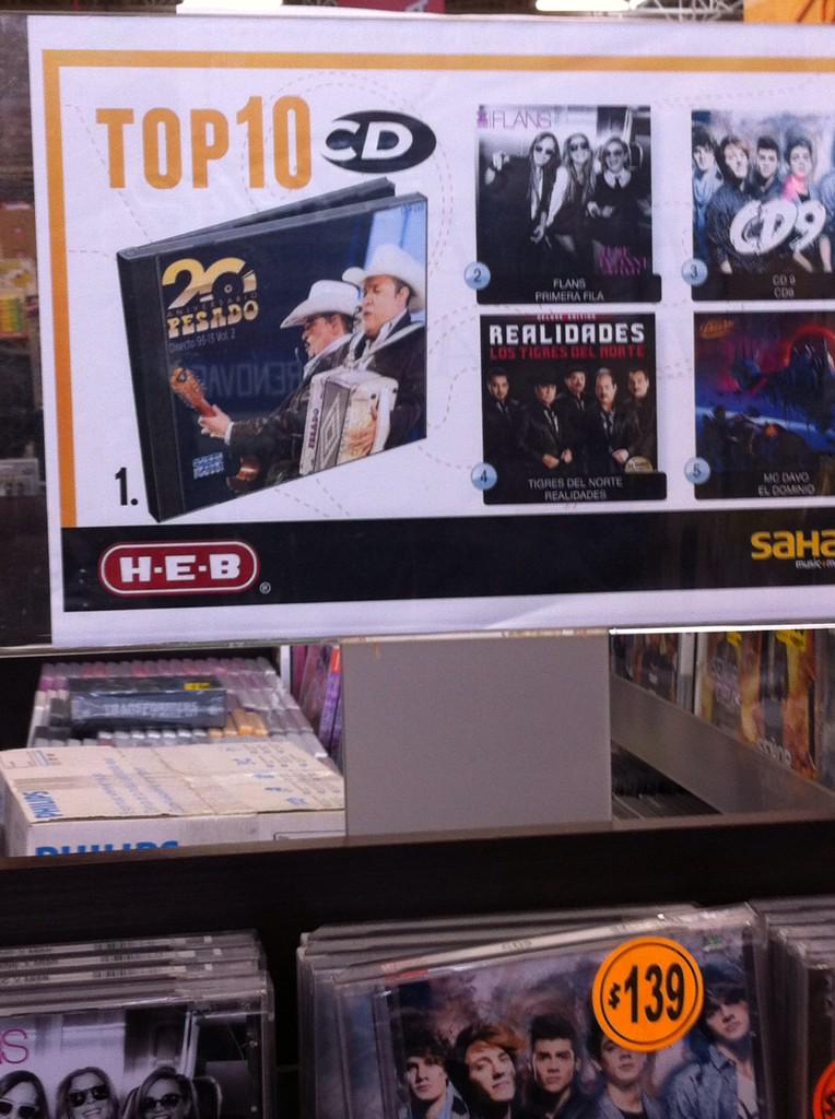 elweroreyna's tweet photo. #N•1 en ventas @grupo_pesado #directo93-13Vol.2 @UHPSFansOficial http://t.co/jPpf3nCcYL