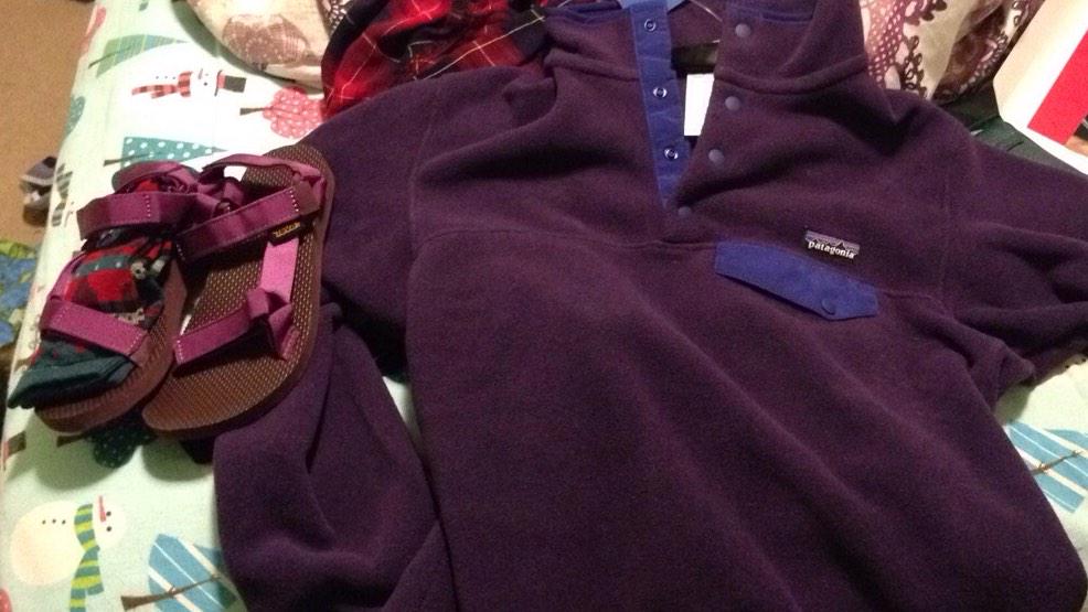 WCconfesses's tweet image. When you and your best friend get these for each other for Christmas 😂 #TotalYLmove