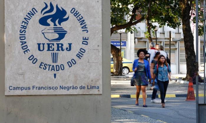 JornalOGlobo's tweet image. Acesso de jovens de baixa renda a universidades públicas no país quadruplica em 10 anos. glo.bo/1qZwScR