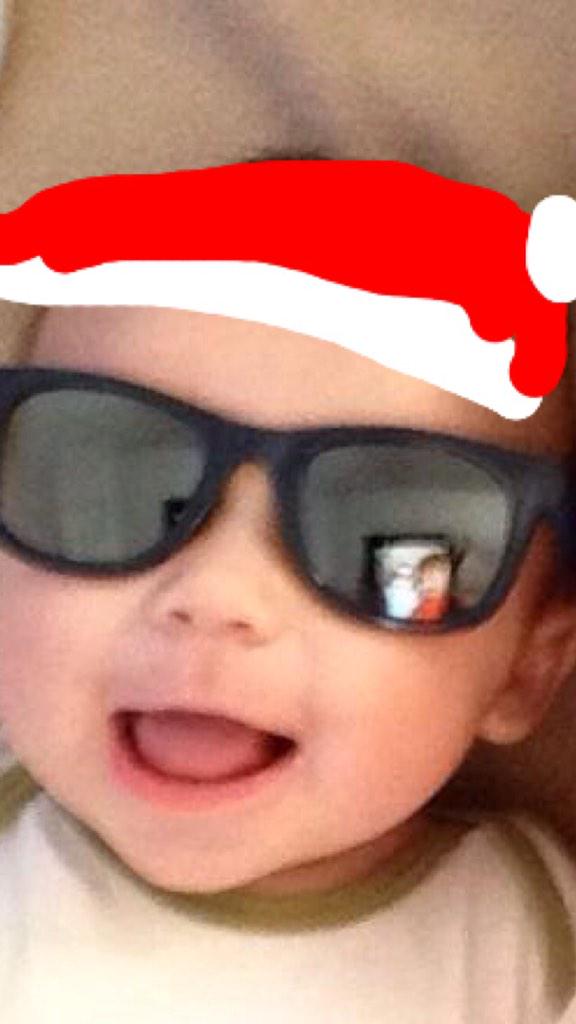 Smalltuber's tweet image. Merry Christmas. From AJ