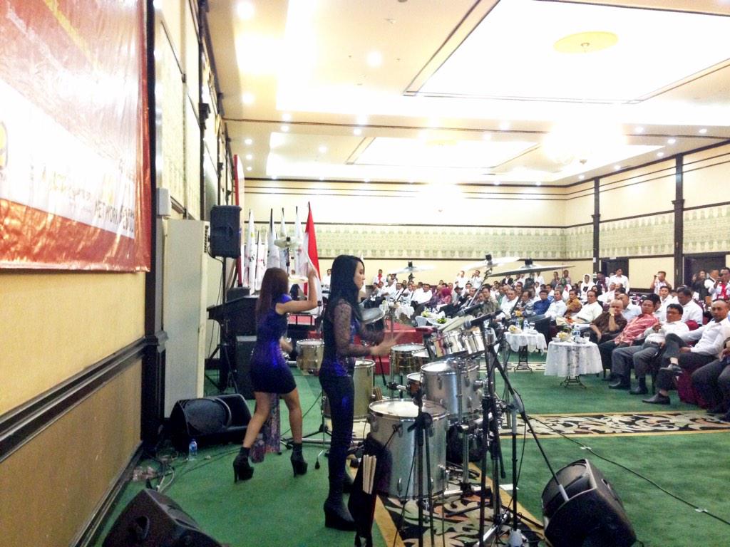 RT“<a href="/theApercussion/">Angels Percussion</a>: Morning Show!

#munas
#persatuanwartawanRI
#theangelspercussion ”