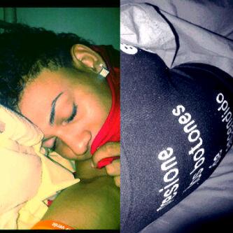 DarhlinU's tweet photo. @Albert06artista  asi es que duerme mi flaqoo-mori-mi cosita linda enamora de el no eh cotorra Lo amo (mi idolo) http://t.co/9gtPTQn7JZ