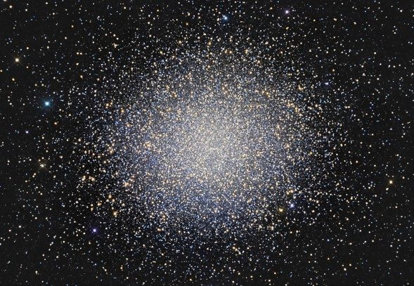 sabiastuque_'s tweet photo. ¿Sabías que nuestra galaxia está formada por 200.000-400.000 millones de estrellas? #SabíasQue http://t.co/xFuFr25Com http://t.co/gK15auW12x