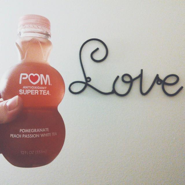 pomwonderful's tweet photo. Treat yourself this holiday season w/ Antioxidant Super Tea! #POMTea
Thnx IG user @linztaw!
http://t.co/Ot0lxXrWJ5 http://t.co/J24A0GR4ti