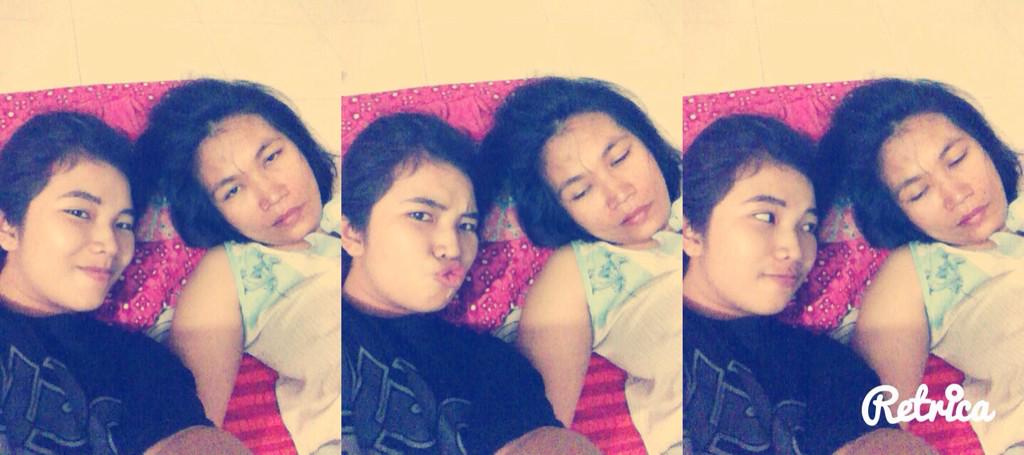 indahdwi166's tweet photo. With mom @1031Genfmsby #TOPLESSELFIE http://t.co/fBl5QNQsHC