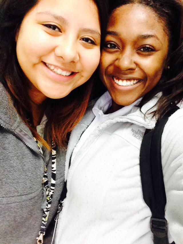 anna_lovelyy's tweet photo. #bestfriendwednesday w/ @JulieGabino http://t.co/fmkqx6GXLq