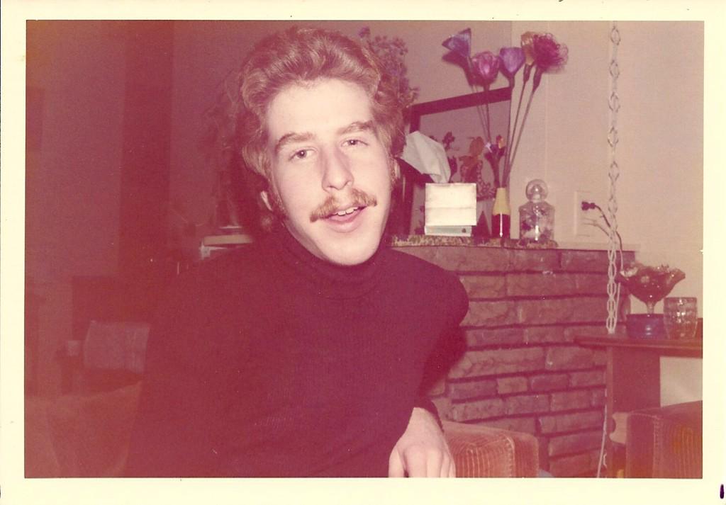 happiest 25th anniversary to you Howard! #umbralife #foreveryoung cc: @callmepoupon