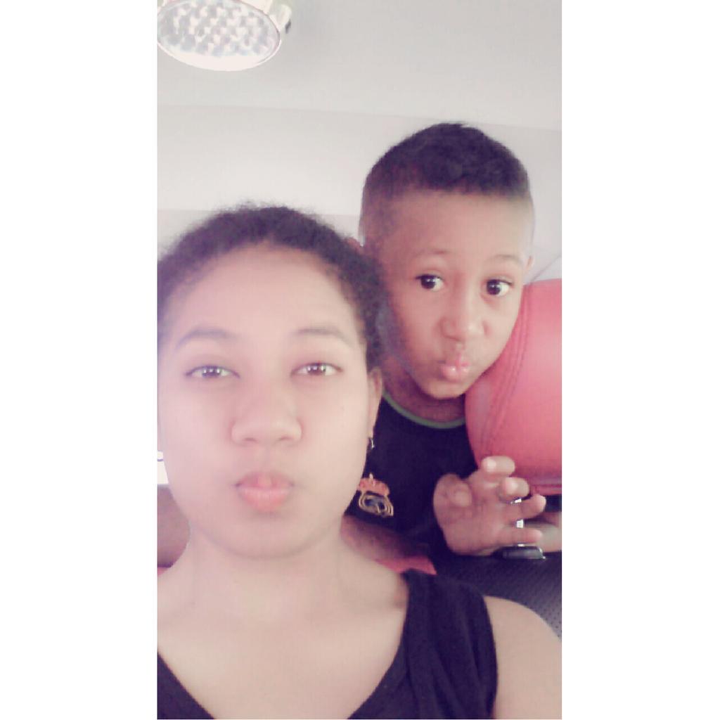 Novie_Chr tweet picture