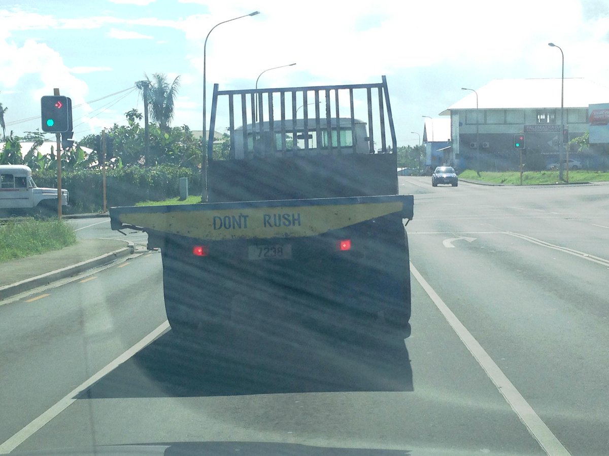 PacificCop's tweet photo. This sums up how people drive in Samoa which is awesome and safe well done #Samoapolice  #PolTwt #timetounify http://t.co/CLVfpVArKA