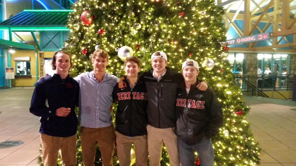 BlakeWills5's tweet photo. #Gatlinburg2K14 http://t.co/J49wktsvKZ
