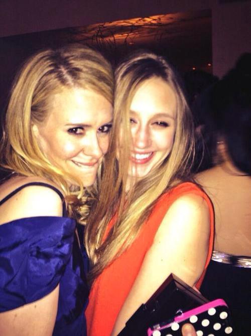 Sarah Paulsons bday!! wish you happy everyday and be a pretty girl like this forever ~ love ya! 