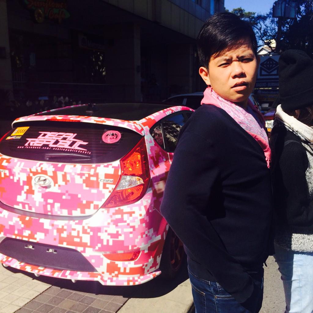 WinonAntonine's tweet photo. Real men wear pink #charot #bekiph #bekipinas #bekisofmanila #ba-gay-io @Iseegab http://t.co/OeMu4a62Dh