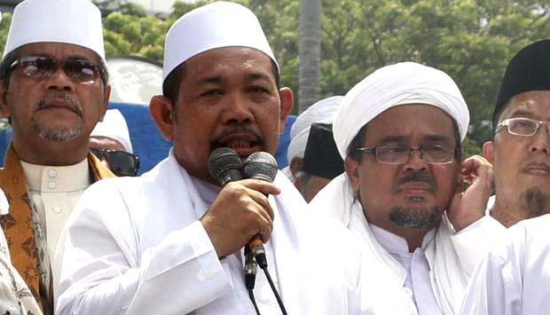 temponewsroom's tweet photo. Ahok Larang Motor, Fahrurrozi: Itu Bodoh. http://t.co/ULA7EIKTj3 http://t.co/iOVJKyJpnr