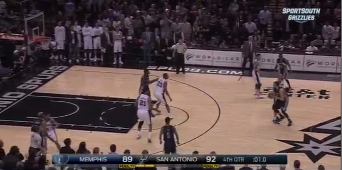 GaryParrishCBS's tweet photo. Here’s the shot. RT @CBSSportsNBA: VIDEO: Marc Gasol hits crazy 3-pointer, sends Spurs to OT http://t.co/0d1jUljf0x http://t.co/pGYgW2ud5c