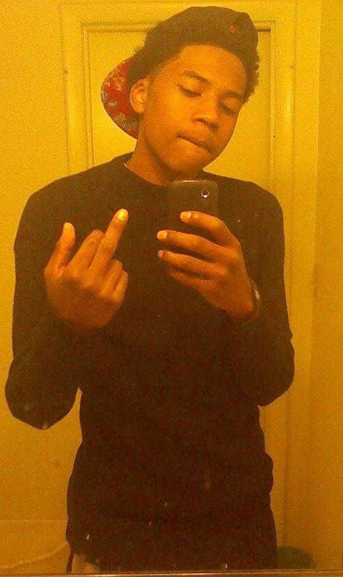 AlexDaLongWay's tweet image. Coolin It Hell #Fwm #MessageMe