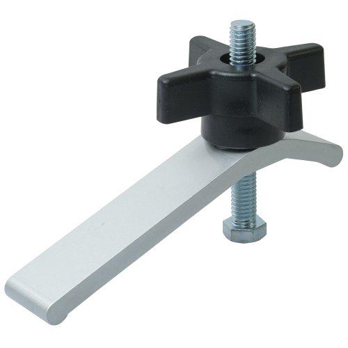 GHomeImprove's tweet photo. LARGE ALUMINUM HOLD DOWN FOR STANDARD T-TRACK by Peachtree Woodworking - PW1146 -http://t.co/BqhBFEXGKB http://t.co/qhPmqEi6h2
