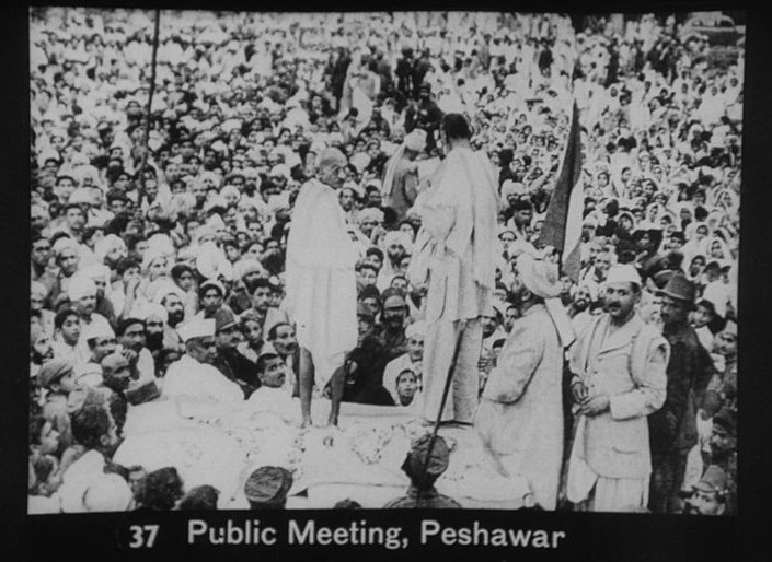 IndianHistory7's tweet photo. चरखा हज़ारो साल से था, ��र गांधीजी ने चरखे को स्वदेशी, स्वराज्य और राष्ट्रिय स्वाभिमान का प्रतीक बना दिया

https://t.co/4rCsSW157a