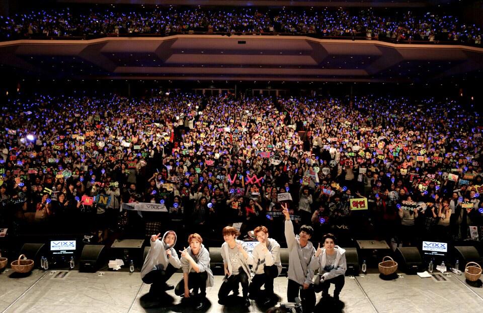 B5I5VN7CYAAsouz.jpg:large