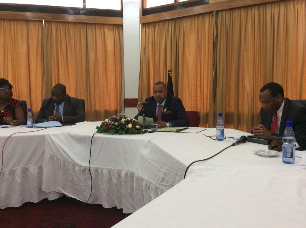 MalawiGovt's tweet image. Chilima: Junior staff continues to violate set rules &amp;amp; procedures relating to performance, etc #PublicServiceReforms