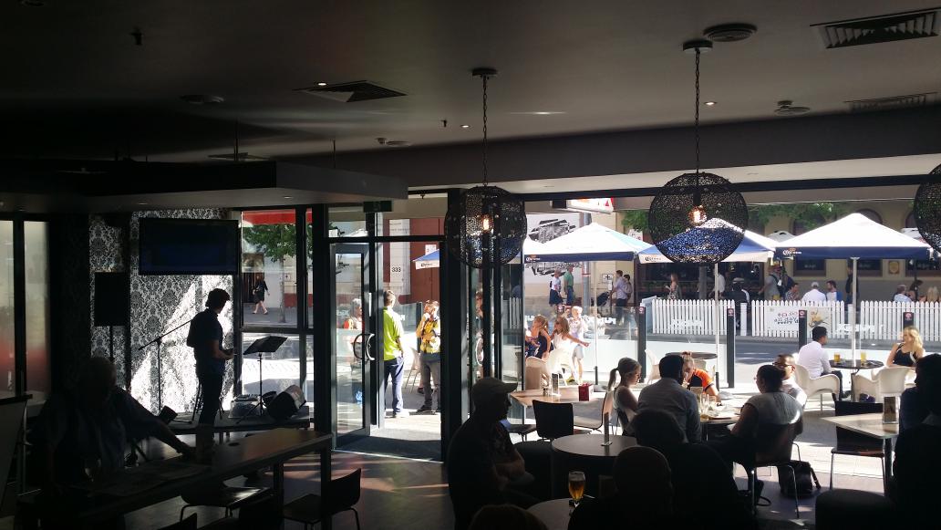 Blake Skinner live tonight <a href="/RubixBar_Perth/">Rubix Bar</a>  get down happy hour 5 till 6pm <a href="/tweetperth/">Tweet Perth</a>