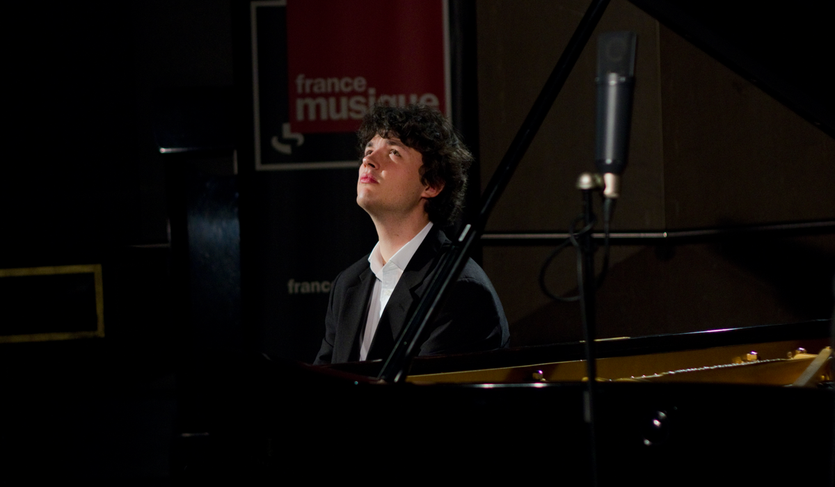 francemusique's tweet photo. Rémi Geniet, tout juste 22 ans, ds la sélection des Révélations @LesVictoires de la #MusiqueClassique, sur #FMusique http://t.co/kaHEfg41wp