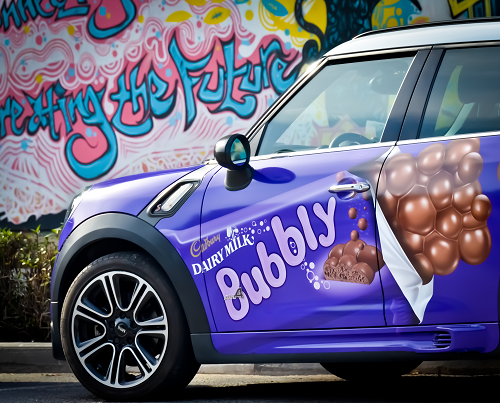 CadburyArabia's tweet photo. #BubblyMini is on the move! Want to take part? Tweet us why your friend should get a visit today & use the hashtag! http://t.co/bl5SrR0Z7m