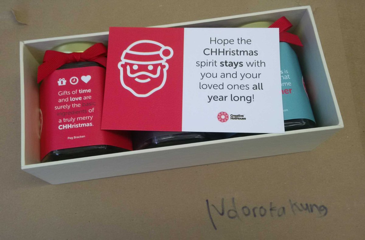 miund's tweet photo. happy holidays, Ndor :) RT @ndorokakung: thanks ya buat @chh_jkt buat kiriman hampers. *terharu http://t.co/UzV2QF4FVG