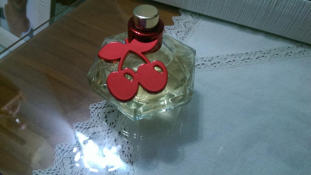 Ruubitta91's tweet photo. El regalito de mi amor rubiaaaa❤ @Loka17A Gracias cariñooo💋💄 http://t.co/9Au2bVmXNa
