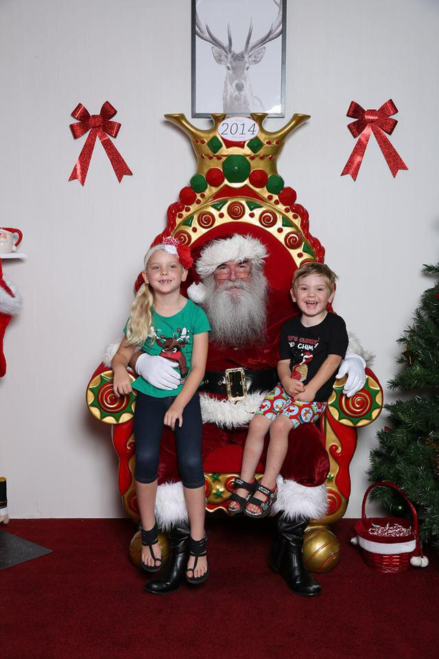 amielou02's tweet photo. Merry Christmas http://t.co/0N6c81vzCz