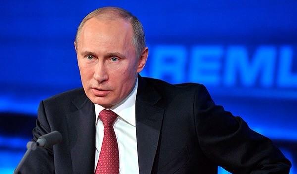 Большая пресс-конференция Владимира Путина по подведению итогов года началась