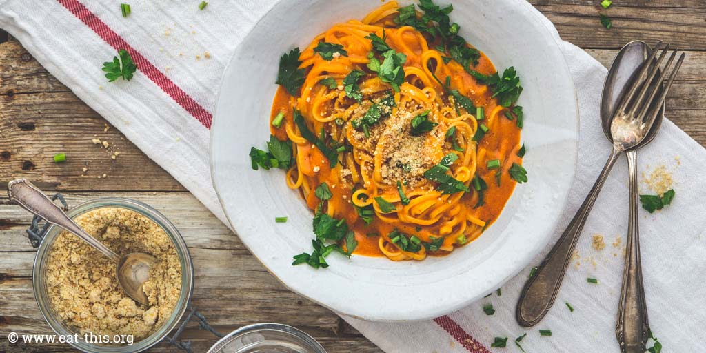 KptnCookApp's tweet photo. Heute in der @KptnCookApp ein megaleckeres veganes #Pasta Rezept von @eatthisorg #nomnomnom #vegan http://t.co/gFf9mGZ0Ol
